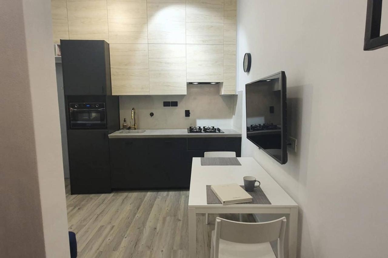 Joivy Heart Of The City 1 Bed Apt Near Castle Belvedere Cenova Dış mekan fotoğraf