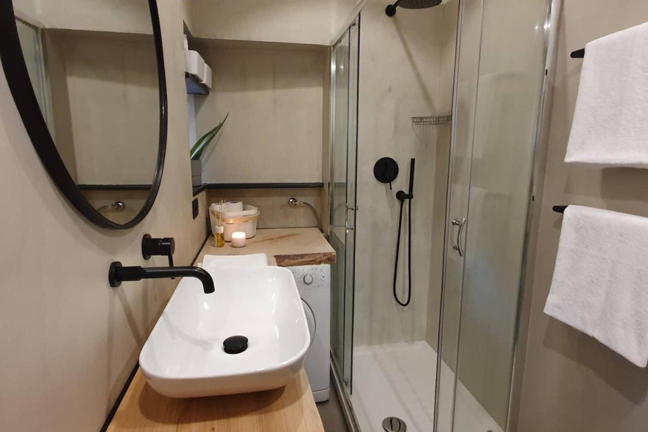 Joivy Heart Of The City 1 Bed Apt Near Castle Belvedere Cenova Dış mekan fotoğraf